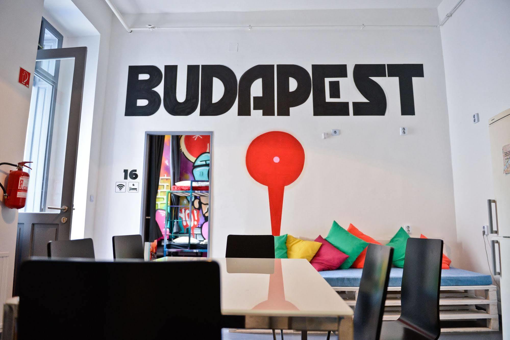 Lol Boutique Hostel City Center Budapest Luaran gambar