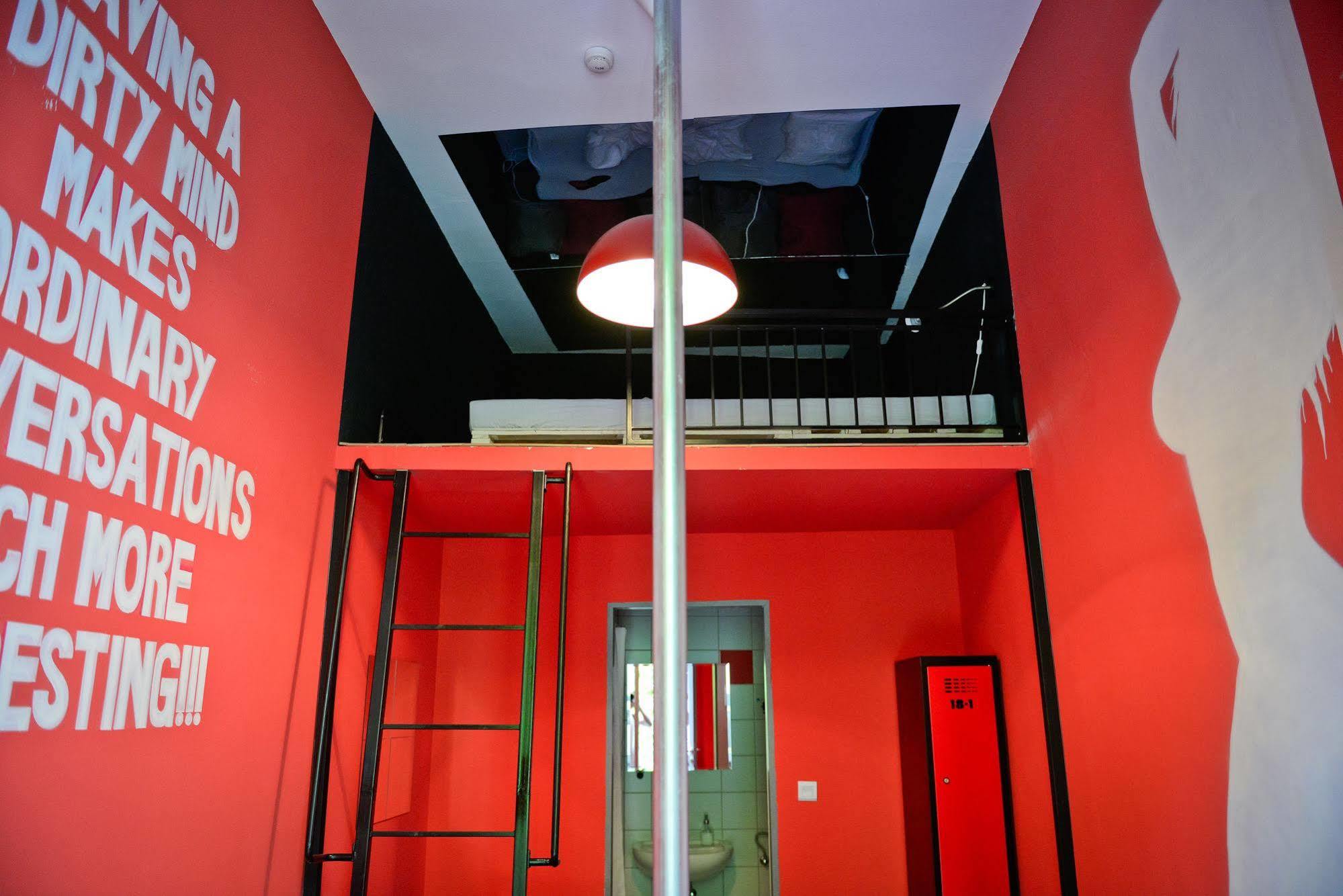 Lol Boutique Hostel City Center Budapest Luaran gambar